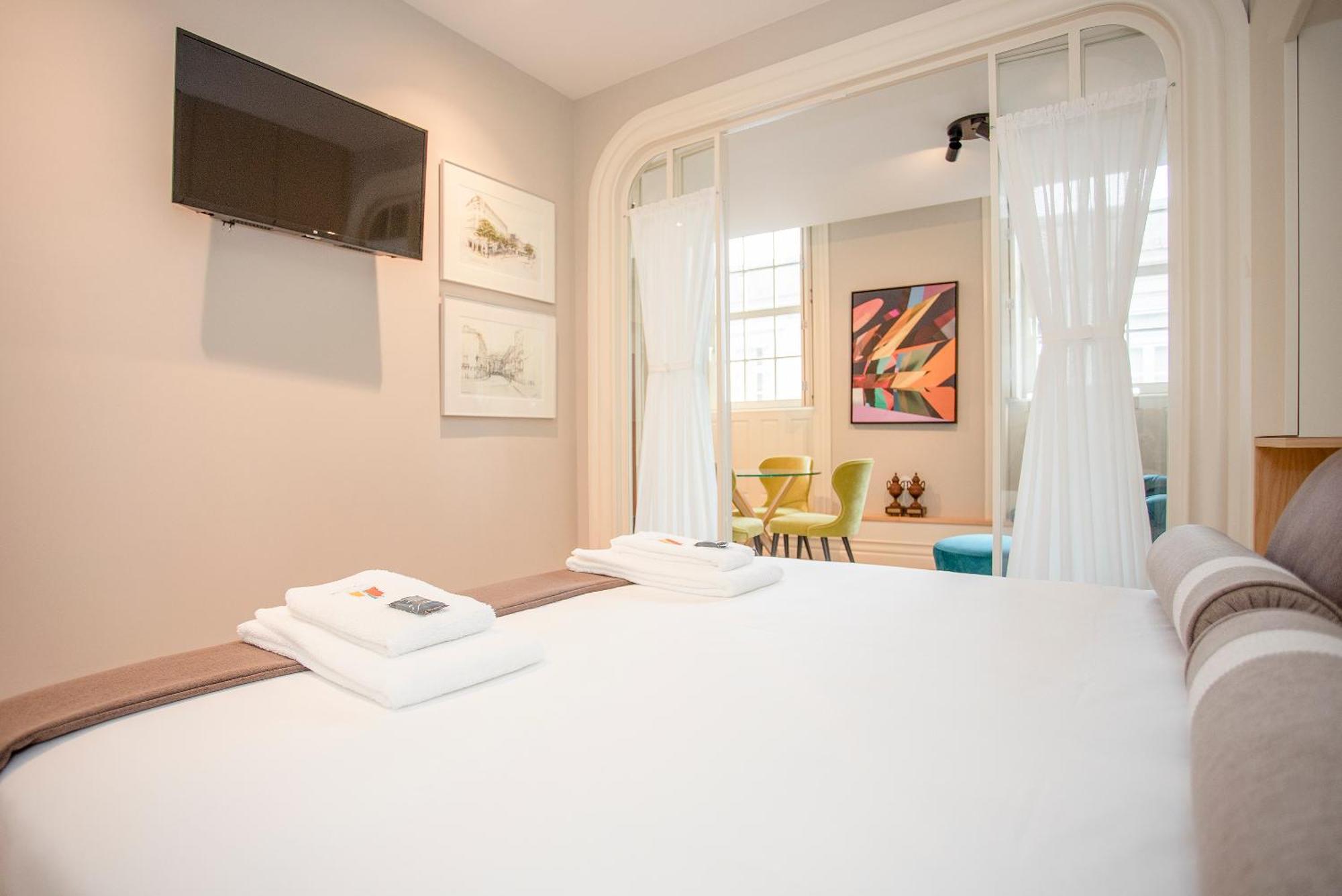 Liiiving In Porto - Cedofeita Charming Apartment エクステリア 写真