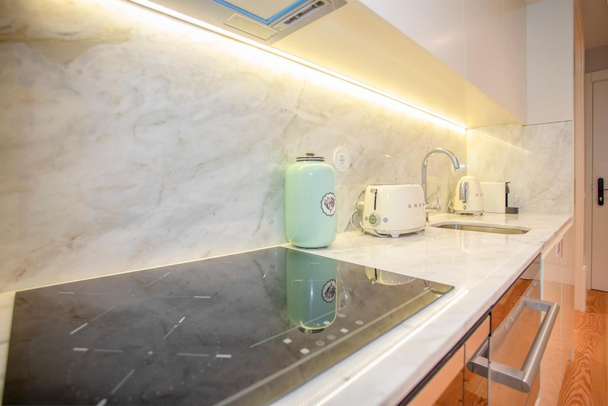 Liiiving In Porto - Cedofeita Charming Apartment エクステリア 写真