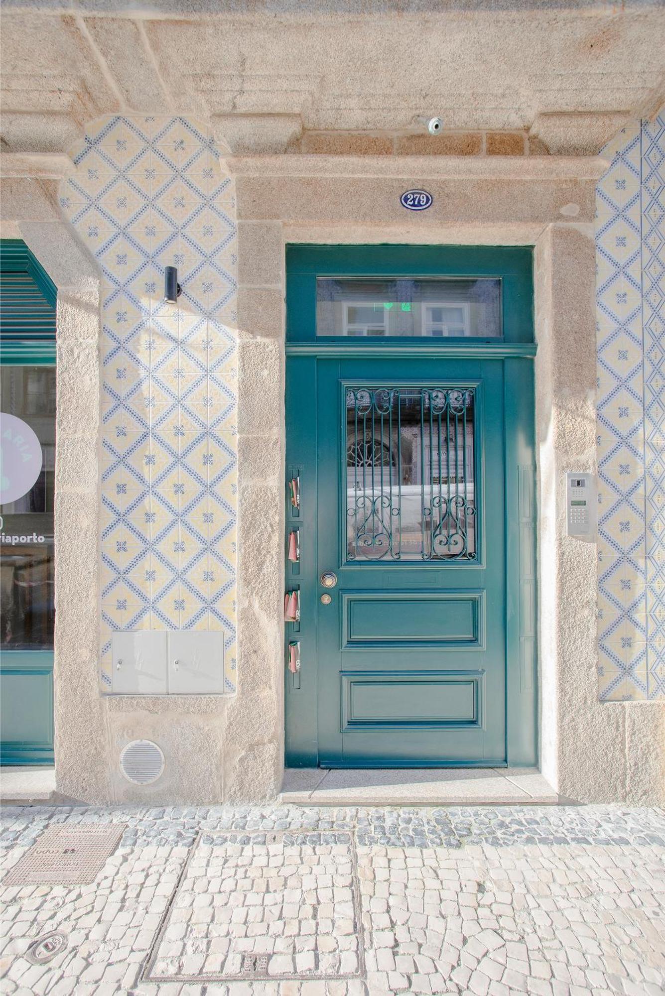 Liiiving In Porto - Cedofeita Charming Apartment エクステリア 写真